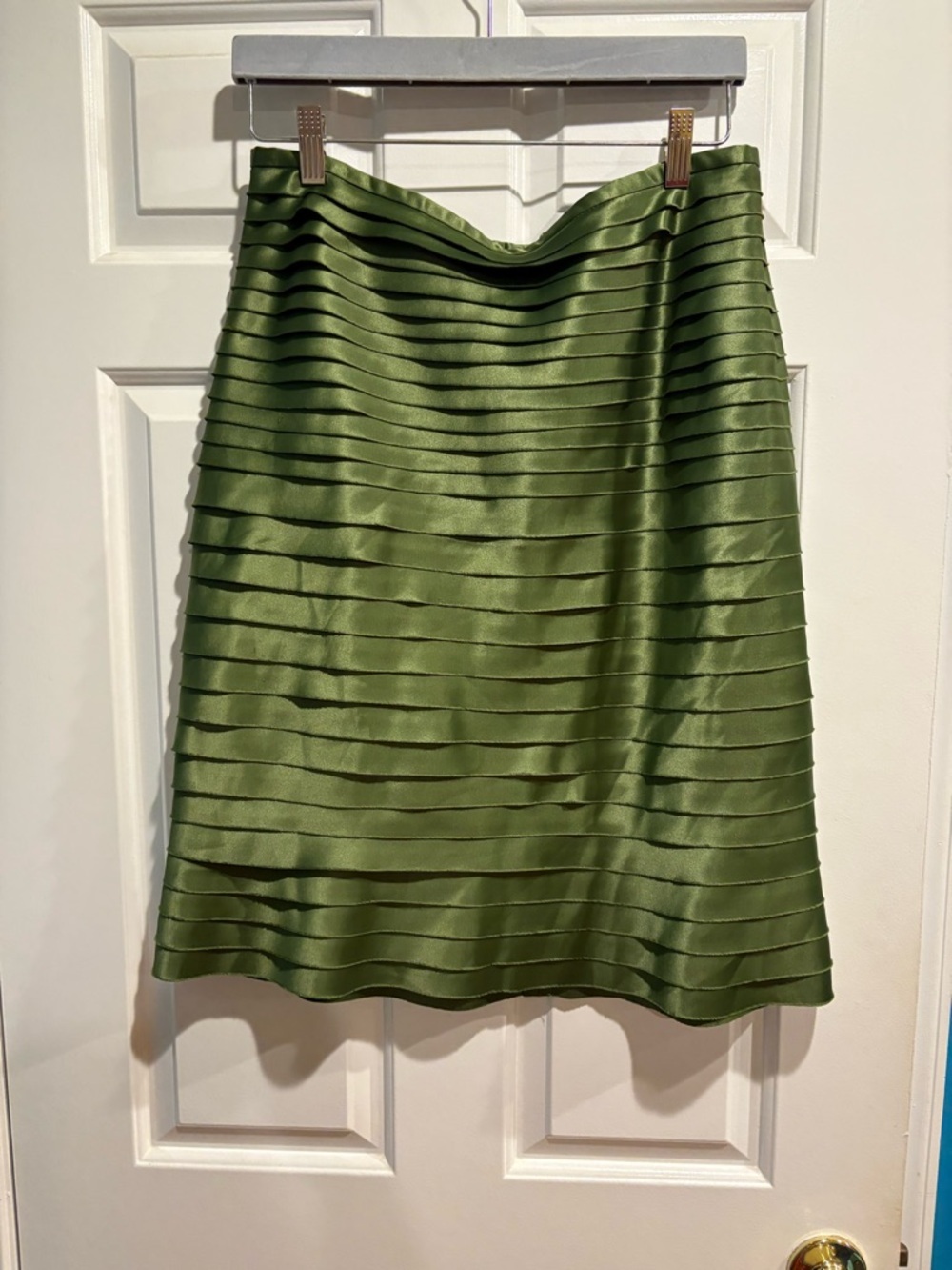 JS Collections mini dressy skirt satin layered olive green sz 12